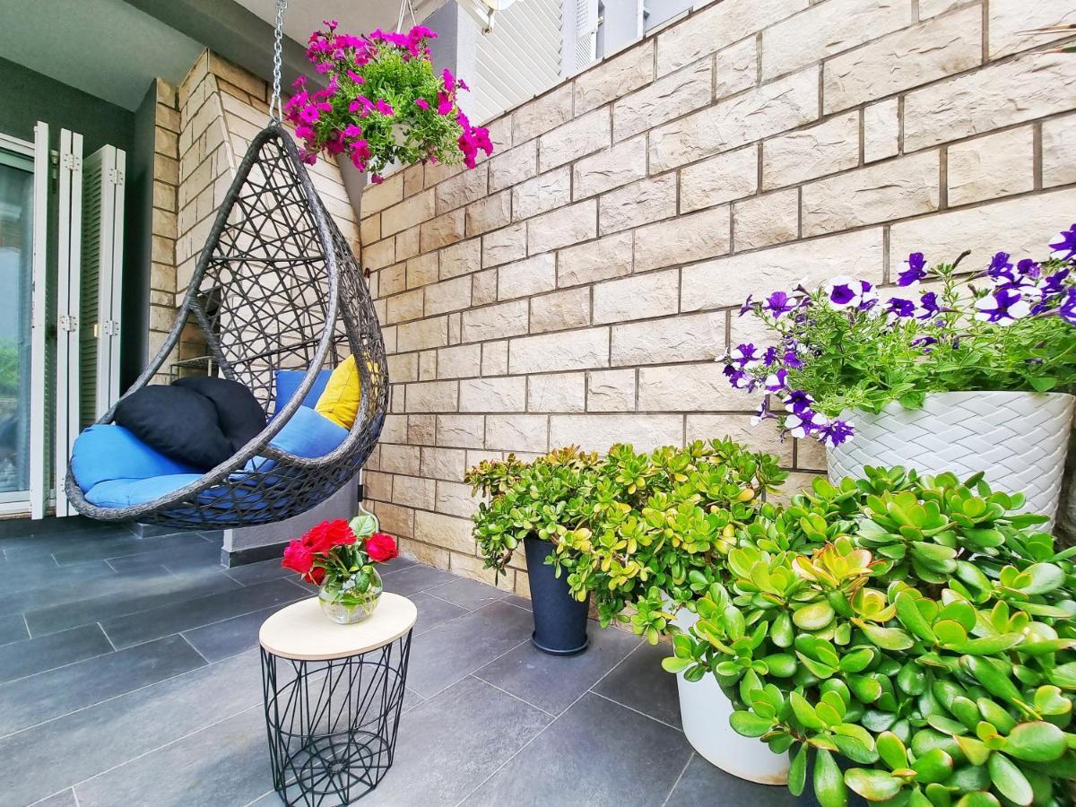 Deluxe Novalja Apartment Екстериор снимка