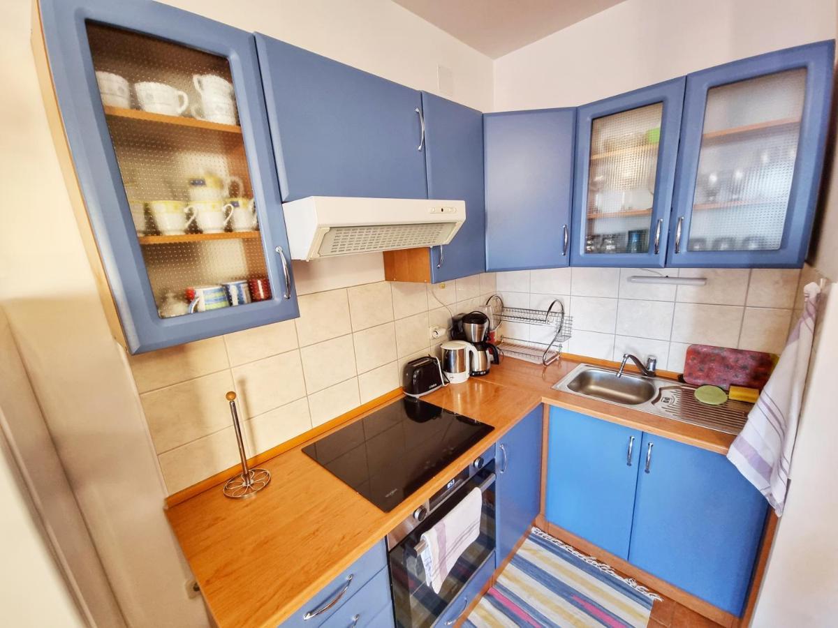 Deluxe Novalja Apartment Екстериор снимка